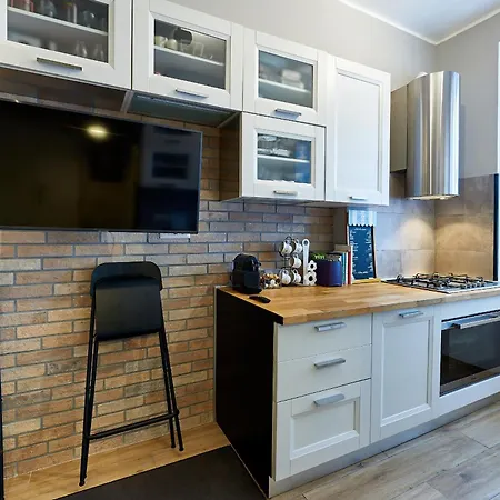 Art Gallery House, San Giovanni, Centro - Wifi Ac Smart Tv * Rom